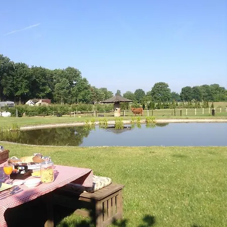 Bed En Boterham Hoeve Boord Ven Bed & Breakfast